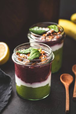 Kavanoz acai Berry katman Smoothie