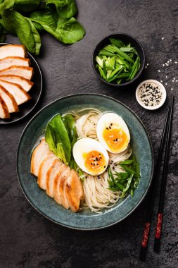 Tavuk ramen Çorbası Top View