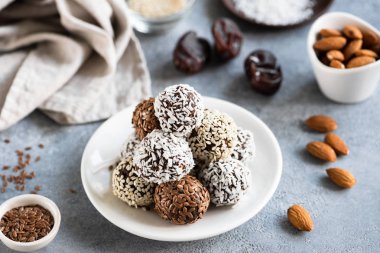 Çikolata protein Truffles veya vegan şeker