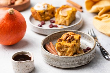 Akçaağaç Şurubu ile Kahvaltı yulaf Kabak Kek