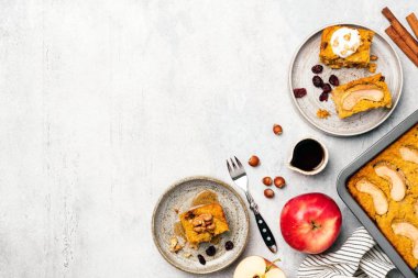 Elmalı Kabak Baharatlı Kek