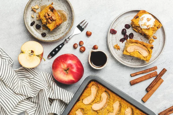 Elmalı kek ve kabak baharat kek