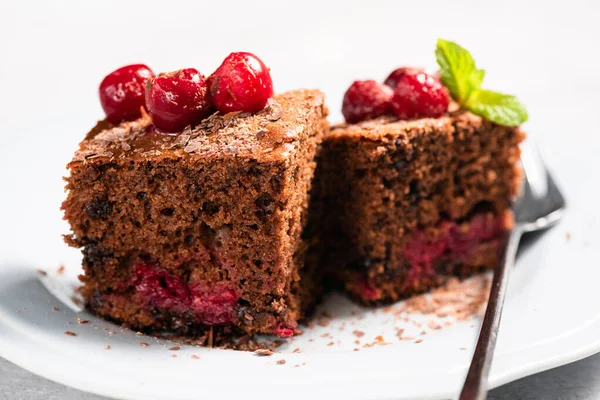 Bolo de chocolate cereja — Fotografia de Stock