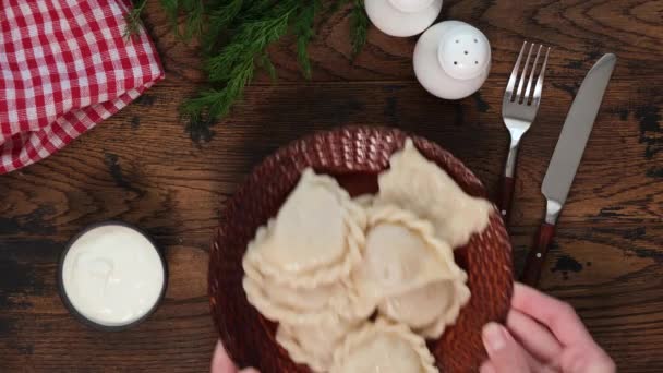 Pierogi Des Boulettes Viennoiseries Farcies Aux Pommes Terre Servant Plat — Video