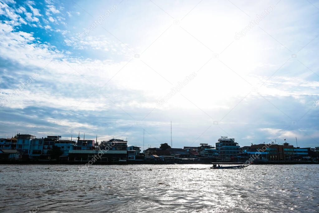 Arun Temple Pier Chao Phraya River, Arun Temple, Bangkok, Thailand.