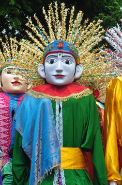 Ondel-ondel Büyük Jakarta Geleneksel Kukla