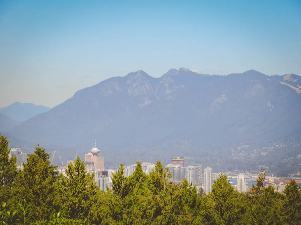 Vancouver Skyline Bergen Gezien Vanaf Queen Elizabeth Park Een Zonnige — Stockfoto