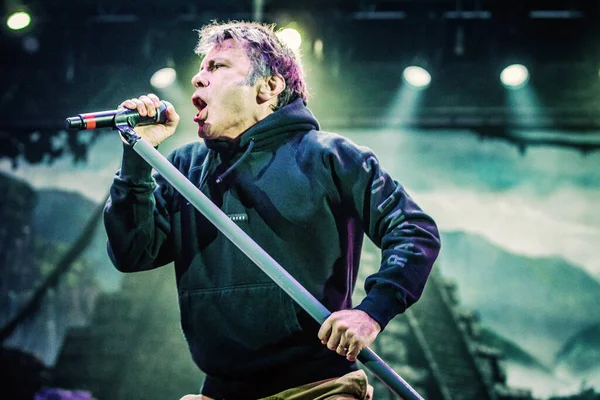 Iron Maiden Actuando Escenario Durante Festival Música Gelerdome — Foto de Stock