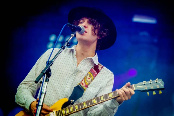 Los Kooks Actuando Escenario Durante Festival Música — Foto de Stock