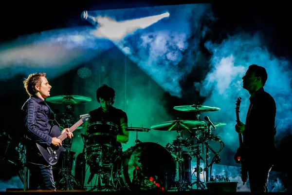 Müzik Festivali Sırasında Sahnede Ilham Perisi — Stok fotoğraf