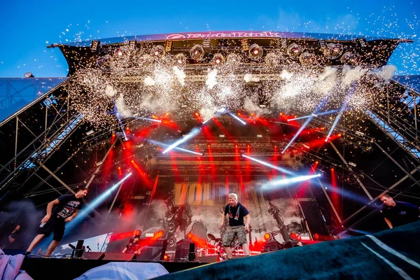 Volbeat Vystupující Pódiu Během Hudebního Festivalu — Stock fotografie