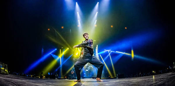 Oscar Wolf Performing Stage Music Festival — Stock Photo, Image