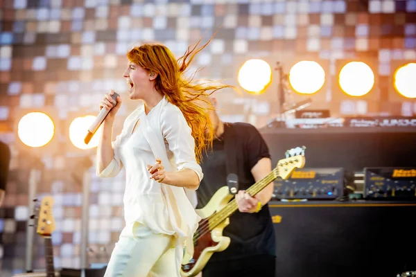 Florence Machine Performing Stage Music Festival — Stock Photo, Image