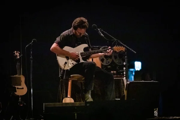 Eddie Vedder Performing Stage Music Festival — Stock Photo, Image