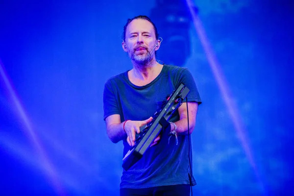 Radiohead Treedt Tijdens Muziekfestival — Stockfoto