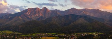 Tatra Dağları ve Roma'nın Zakopane Polonya Panoraması