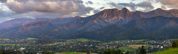 Panorama Las Montañas Tatra Complejo Zakopane Otoño Polonia —  Fotos de Stock