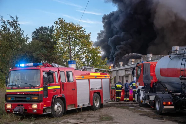 Strażaków Podczas Gaszenia Operacji Szczecin Polska — Zdjęcie stockowe