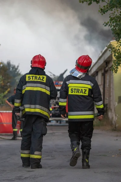 Strażaków Podczas Gaszenia Operacji Szczecin Polska — Zdjęcie stockowe