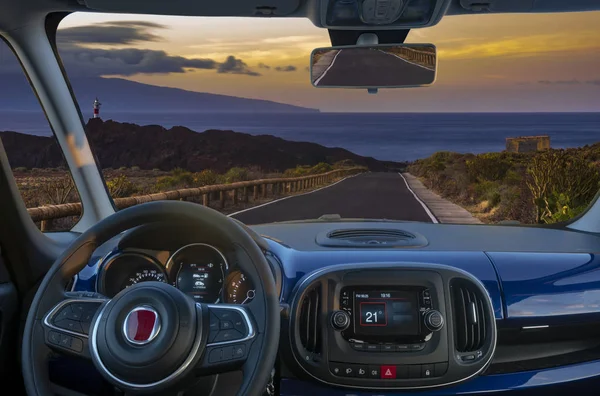 Visão Viajar Carro Vista Trás Volante — Fotografia de Stock