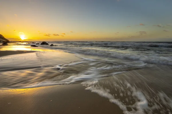 Puesta Sol Sobre Mar Báltico Parque Nacional Wolin Polonia —  Fotos de Stock