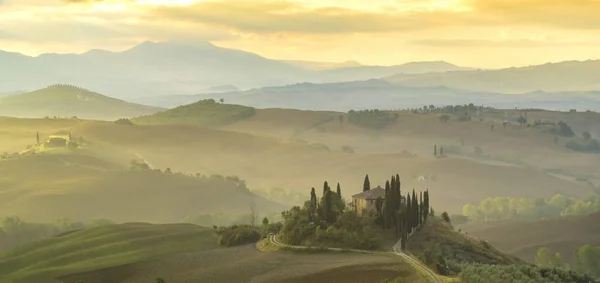 Schilderachtig Uitzicht Het Toscaanse Landschap Bij Zonsopgang Pienza Italië — Stockfoto