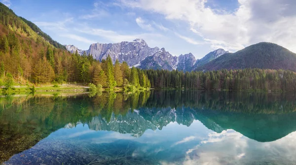 Vista Panorámica Del Lago Montaña Los Alpes Italianos — Foto de Stock