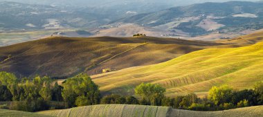 Tuscan doğal görünümünü manzara güneş doğarken, Pienza, İtalya