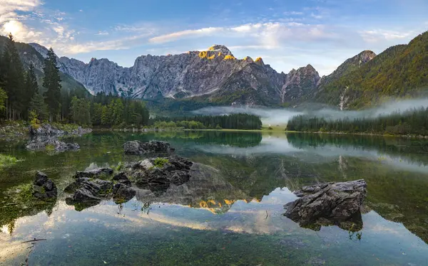 Vista Panorámica Del Lago Montaña Verano — Foto de Stock