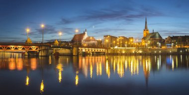 Szczecin, Polonya eski şehir panoraması gece 
