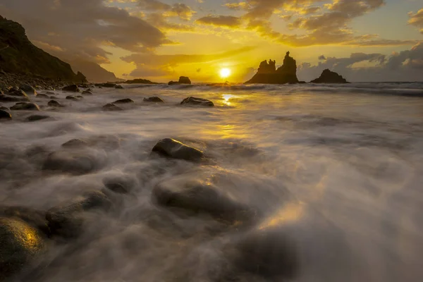Мальовничий Вид Прекрасний Морський Пейзаж Захід Сонця Над Атлантичним Пляжем — стокове фото