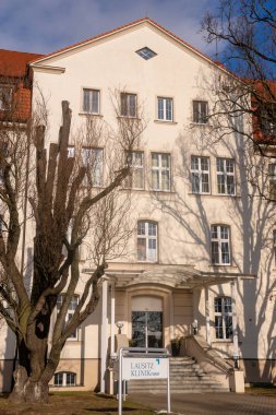 Lausitz, Almanya - Şubat 2019: Almanya sınırına yakın Lausitz Forst klinikte 