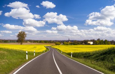 alanları üzerinden ülke yol açar