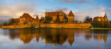 Teutonic Castle in Malbork (Marienburg) in Pomerania (Poland) clipart