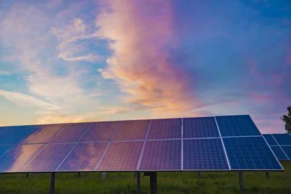 Solar panels at sunset — Stock Photo, Image