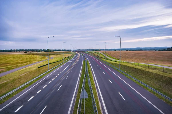 A highway at night — Stock Photo, Image