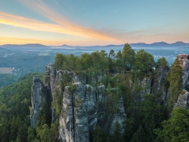 Bastei Köprüsü'nden görünümü sabah, Sakson İsviçre'g