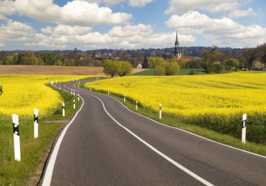 alanları üzerinden ülke yol açar