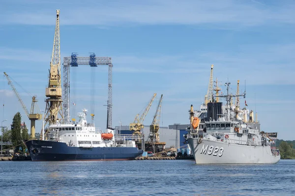 Szczecin, Polen-juni 2017:Nato oorlogsschepen in de oefeningen Baltops 17 — Stockfoto