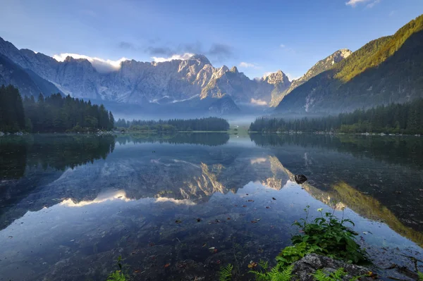 Vista Panorâmica Montanha Lago — Fotografia de Stock