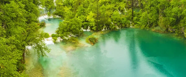 十六湖国家公园 克罗地亚的瀑布 — 图库照片