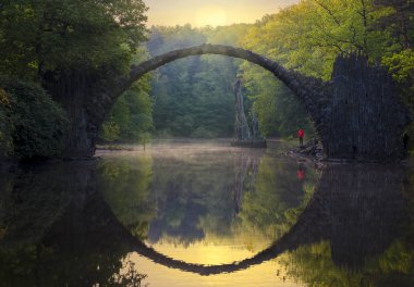Devil's Bridge uygulamasında Saksonya Kromlau