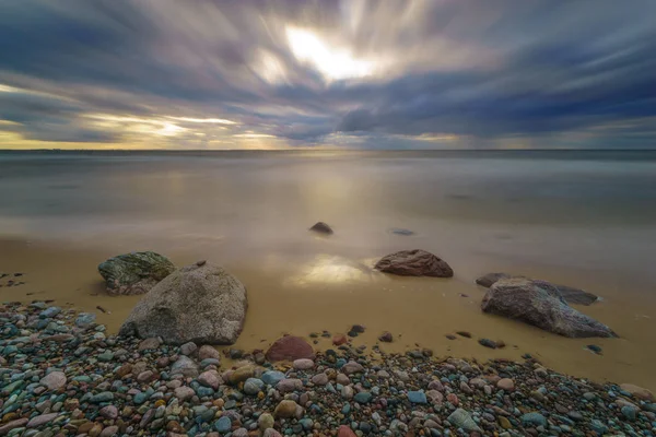 Dynamische Zonsondergang Baltische Zee — Stockfoto