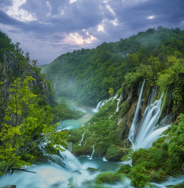 Vodopády Národním Parku Plitvická Jezera Chorvatsko — Stock fotografie