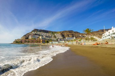 Playa del Cura, güzel plaj yakınındaki playa Amadores, Porto Riko kasaba, Gran Canaria, Kanarya Adaları. İspanya