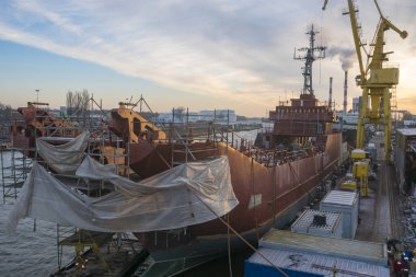 Szczecin, Polonya-Ocak 2018: Lehçe deniz shi yenileme