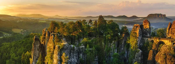 Bastei-Brücke, Nationalpark Sächsische Schweiz, Deutschland — Stockfoto