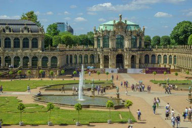 Dresden, Saxrony, Almanya-Mayıs 2017: Dres ünlü Zwinger palace