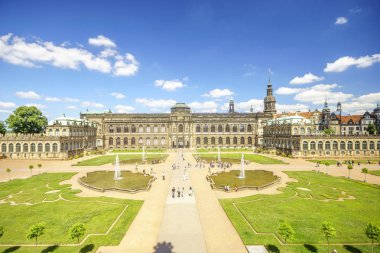 Dresden, Saxrony, Almanya-Mayıs 2017: Dres ünlü Zwinger palace