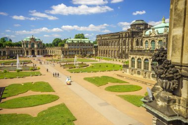 Dresden, Saxrony, Almanya-Mayıs 2017: Dres ünlü Zwinger palace